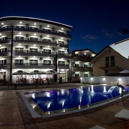 Hotel Edita Ulcinj Extérieur photo