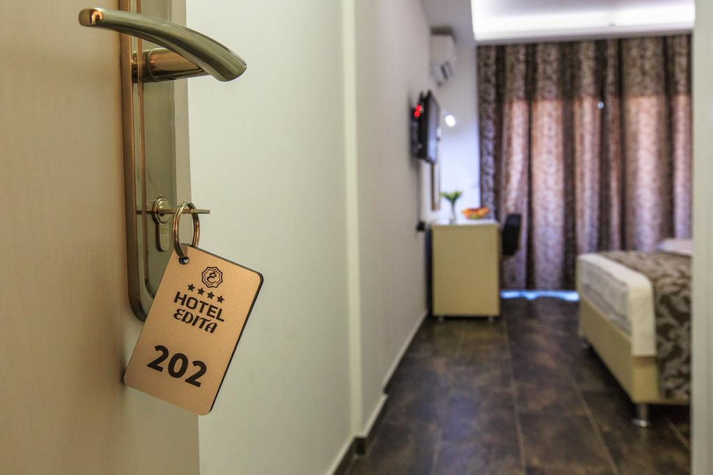 Hotel Edita Ulcinj Extérieur photo